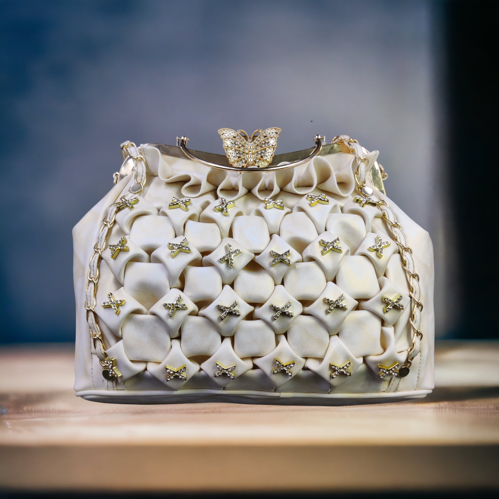 Bridal Purse | Fancy clutch purse, Bags, Brides handbag